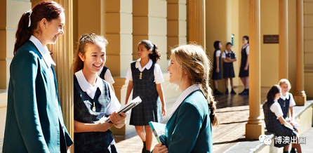【博澳-澳大利亚】喜讯！XIN同学拿到 RMIT University录取通知信。博澳带你看澳洲留学和国内读书的区别(图3)